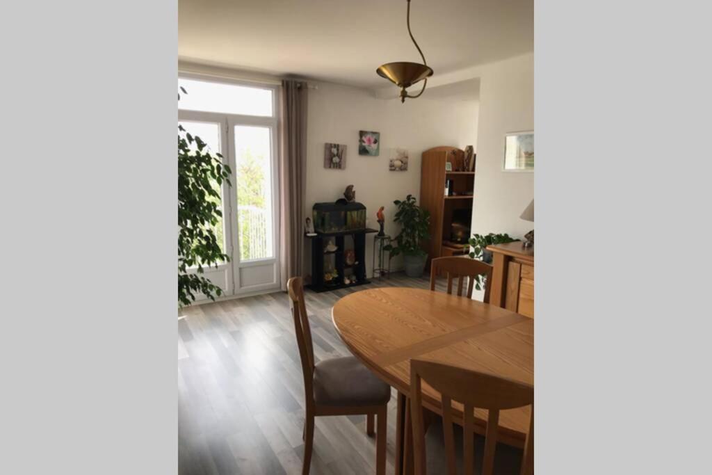 Bel Appartement Avec Vue Et Parking Prive Безие Екстериор снимка