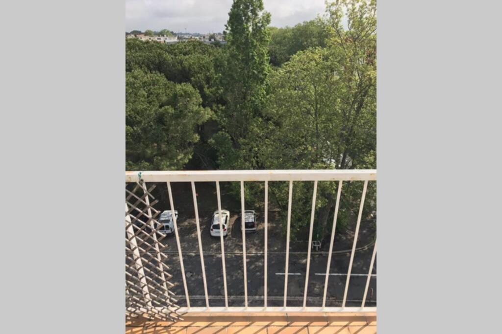 Bel Appartement Avec Vue Et Parking Prive Безие Екстериор снимка